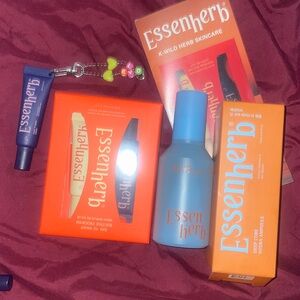 Essenherb Day to Night Skincare Set
